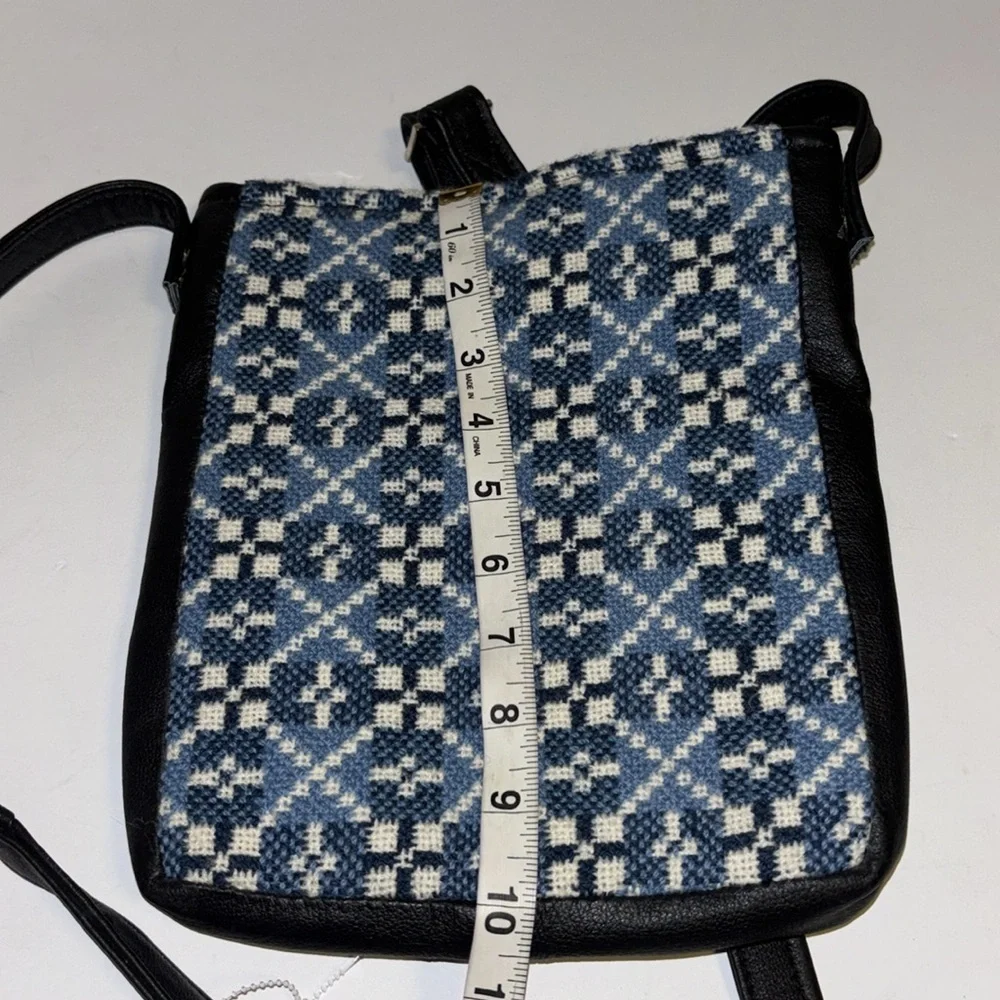JONES AND GINGER RECYCLED AND RELOVED CROSSBODY BAG NAVY BLUE VEGAN LEATHER